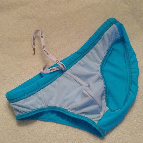 Modus Vivendi Swimsuit - Picture 5 of 6